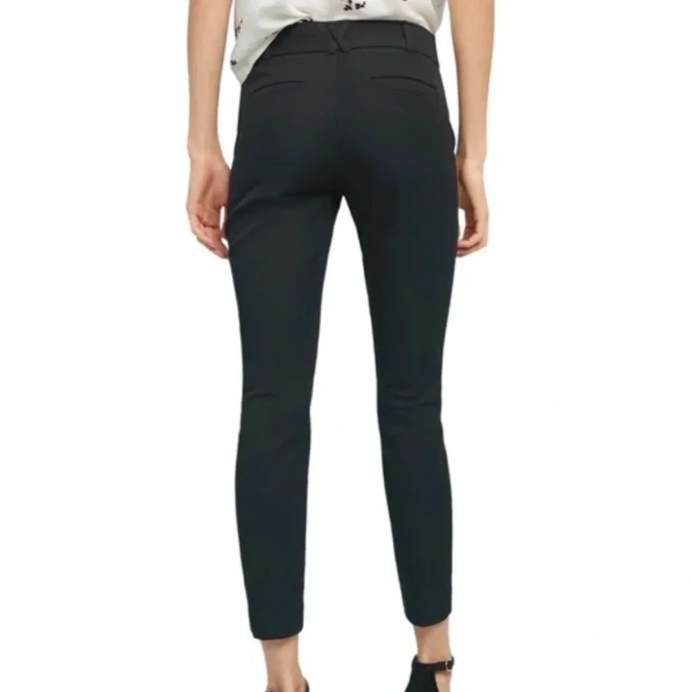 *ANTHROPOLOGIE* Black The Essential Slim Dress Pants Size 0